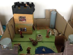 plastico del castello realizzato dai ragazzi