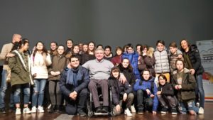 Una classe con Oscar De Pellegrin