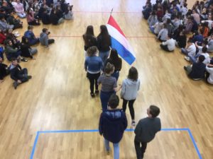 Sfilamento bandiera olandese gemellaggio 2018